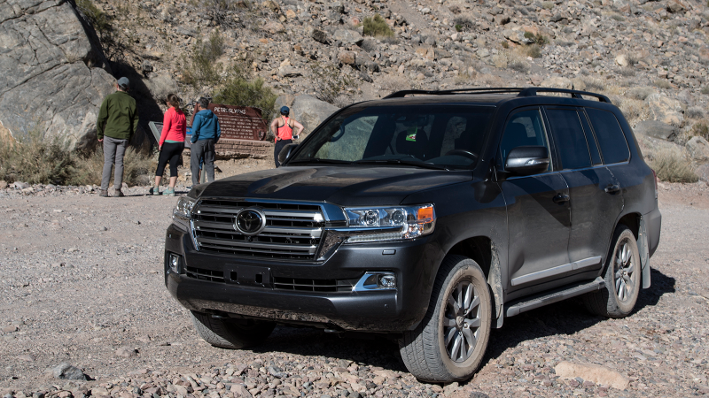 Illustration for article titled The 2018 Toyota Land Cruiser Bends The World To Its Will